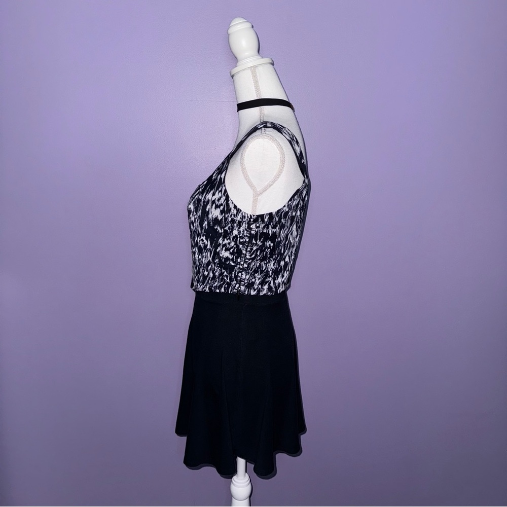 FINAL PRICE!!  NWT House of Harlow Patterned Corset Top - Picture 6 of 13